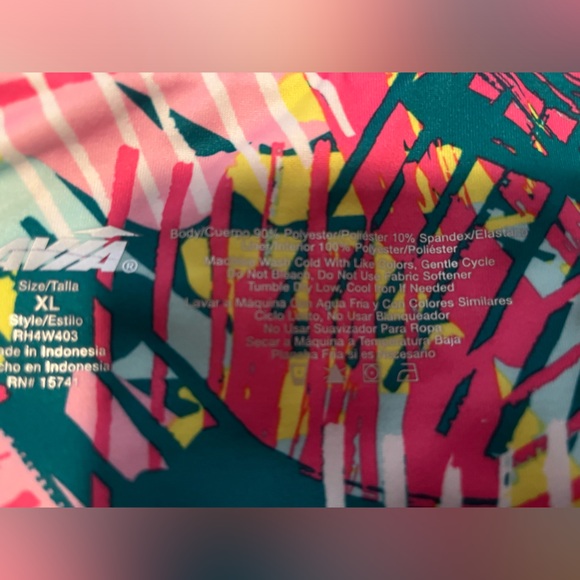 🌻XL Avia athletic capris, pockets on both sides. - Picture 9 of 9